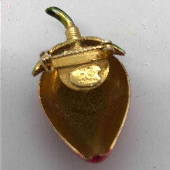 Vintage Originals by Robert Red Enamel Strawberry Brooch - Picture 2 of 6